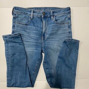 AEO Super Hi-Rise Jegging Crop Size 6